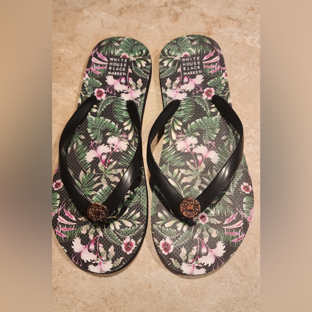 Whitehouse black market sandles  flower pattern size small